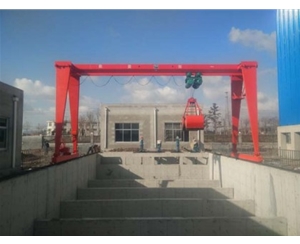 MHZ型電動葫蘆門式起重機（抓斗）